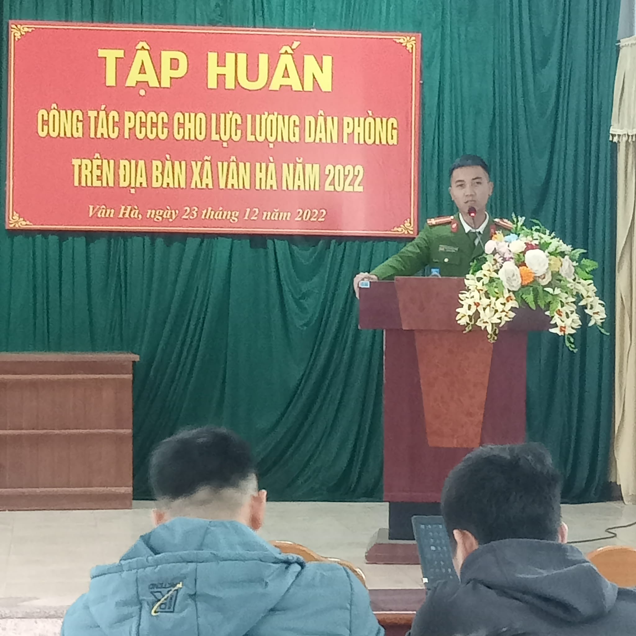 TẬP HUẤN PCCC CHO LỰC LƯỢNG DÂN PHÒNG TRÊN ĐỊA BÀN XÃ